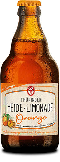 Das Bild zeigt eine Flasche Orangenlimonade von Heide Limonade